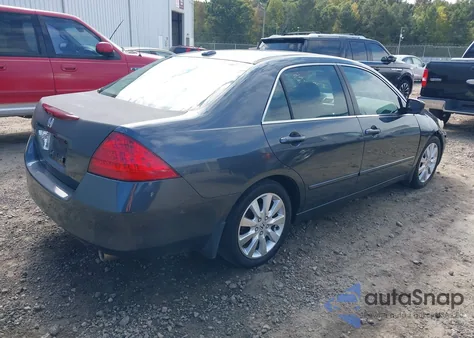 2007 Honda Accord 3.0 Ex z USA, uszkodzony, nr VIN 1HGCM66517A027642